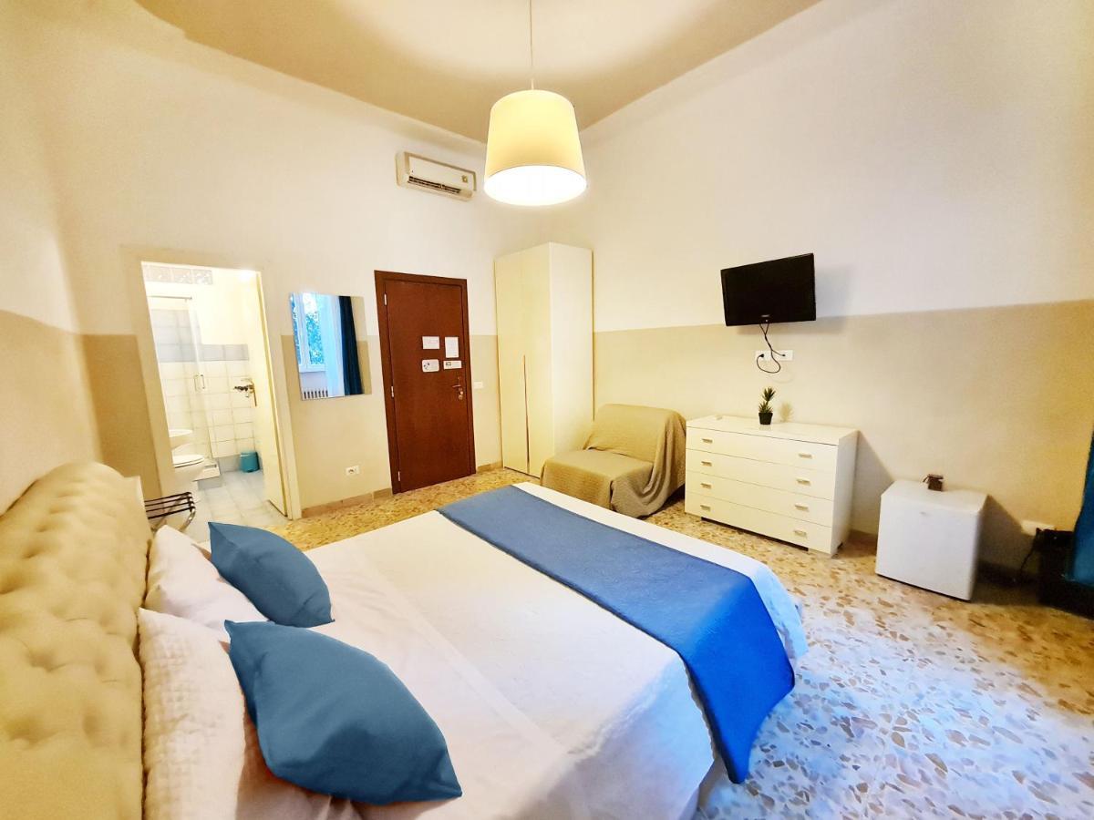 Sweet Life Guesthouse โรม ภายนอก รูปภาพ
