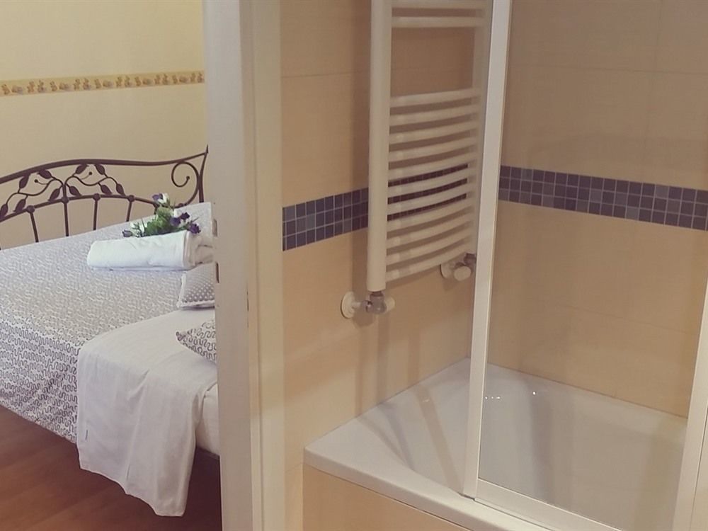 Sweet Life Guesthouse โรม ภายนอก รูปภาพ